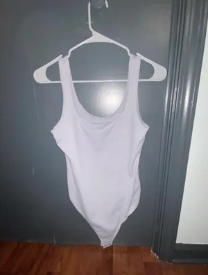 Abercrombie and fitch scoop tank bodysuit size M thumbnail 1