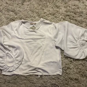 Zara Elegant White Cut Out Tie-Back Blouse Size S thumbnail 4
