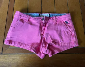 Abercrombie Pink Shorts thumbnail 1