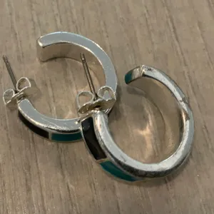 Vintage Earrings thumbnail 3