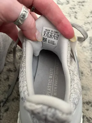 Adidas Shoes thumbnail 5