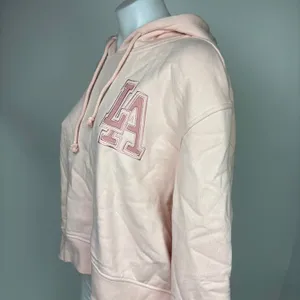 NEW Primark Light Pink Los Angeles Pullover Hoodie Crop Fleece Sweatshirt Size S thumbnail 4