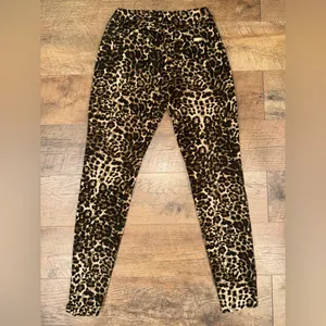 Jennifer Lopez Cheetah Print Skinny Jeans thumbnail 13