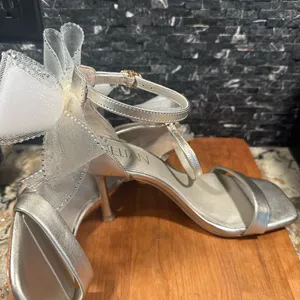 Deltan Abbie Bow Heels Size 8.5 Wedding Prom Champagne Sandals Tulle Rhinestone thumbnail 8