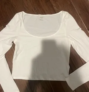 TNA White Aritzia Long Sleeve thumbnail 1