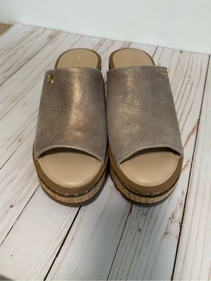 Karl Lagerfeld Paris Clarina Platform Sandal Chunky Wedge in Metallic Latte 8 thumbnail 4