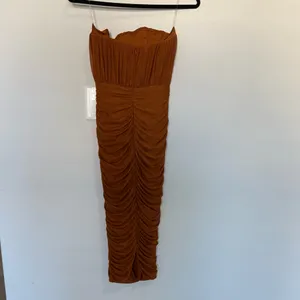 OH POLLY Cari Strapless Ruched Midi Midaxi Dress Copper Brown Size 4 NEW thumbnail 7