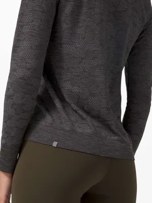 Lululemon Breeze By long sleeve shirt streetwear loungewear activewear training thumbnail 3