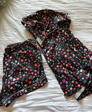 Kate Spade PJ Set  thumbnail 1