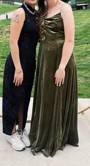 David's Bridal Bridesmaid Dress thumbnail 5