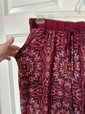 Mudd Burgundy Paisley Print Juniors Sueded Jersey Joggers Size M thumbnail 3