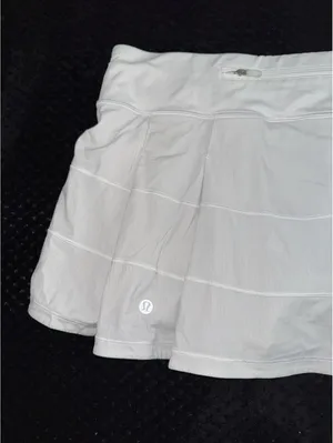 Lululemon Pace Rival Skirt II Regular Wildcats Logo Stretch White Size 6 thumbnail 7