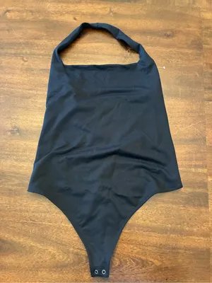 Abercrombie and Fitch Halter Bodysuit Women’s Medium Black Tank Top thumbnail 1