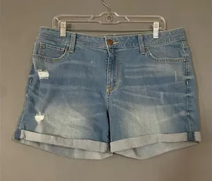 Arizona Jeans Light Wash Cuffed Denim Jean Shorts Size 15 thumbnail 1