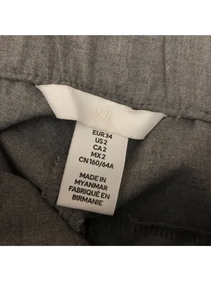 H&M Gray Pleated High-Waisted Ankle Cropped Trousers Womens Size 2 thumbnail 3