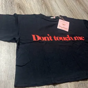 Dolls Kill/Daydream Nation “Don’t Touch Me” Black Graphic Tee thumbnail 10