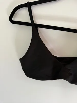 J. Crew Black scoop- V Front Bikini Top Lana classic sculpt M thumbnail 2