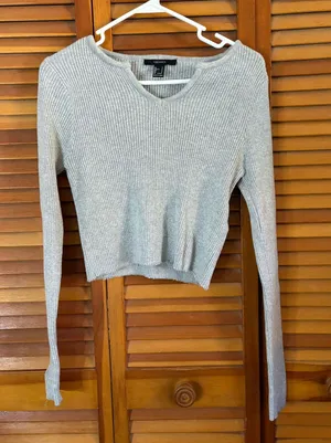 sweater  thumbnail 1