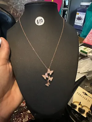 Elegant butterfly design necklace. Rose gold New thumbnail 1