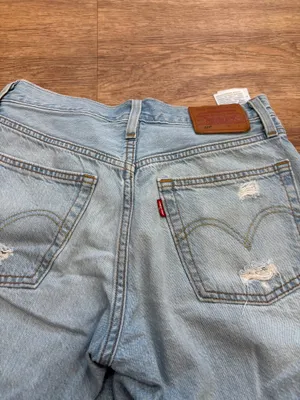Levi’s 501 Jean Denim Shorts Button Fly thumbnail 2