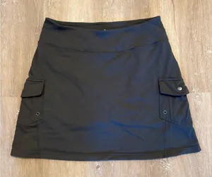 Athleta Oasis Cargo Skort thumbnail 1