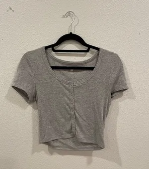 Crop Top thumbnail 2