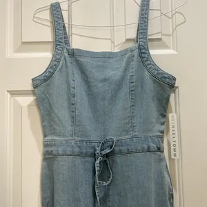 Tinseltown belted Denim Jumpsuit light wash, Size Medium NWT thumbnail 3