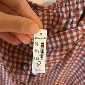 Madewell Gingham Seersucker Puff-Sleeve Button-Front Top Size 4 thumbnail 8