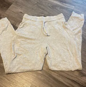 Lululemon Gray Full-Length Joggers size 4 thumbnail 1