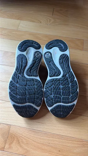 Lululemon Running Sneakers Black thumbnail 3