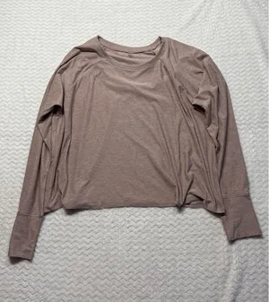 Beyond Yoga Womens Heathered Mauve Cropped Long Sleeve Raglan Top Medium M USA thumbnail 1