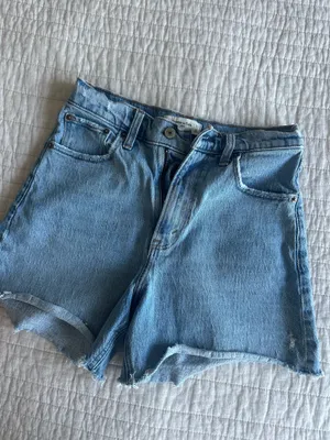 Abercrombie & Fitch The Dad Shorts High-Rise Denim Cutoff thumbnail 5