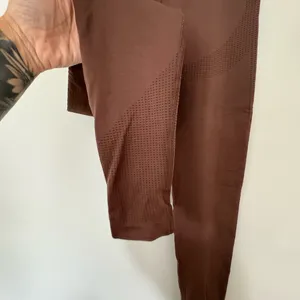 Women’s Best Power Seamless Leggings size small Chocolate brown thumbnail 12