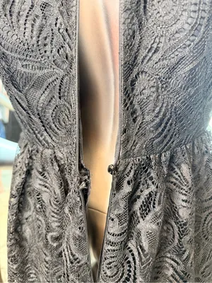 Trina Turk Black Lace Fit Flare Dress Size 8 Cocktail Party Cap Sleeves thumbnail 5