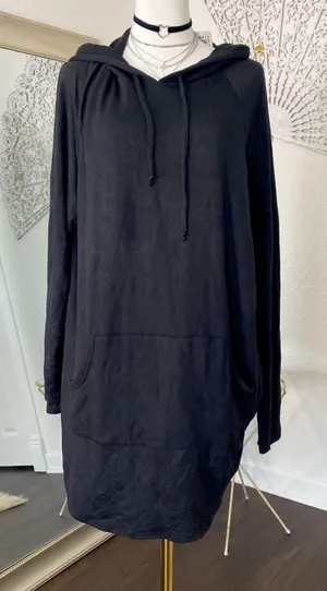 NWT Super Soft Black Long hoodie Sweater Size 3X Shiela Rose thumbnail 1