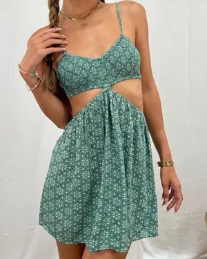 New flame dress from Isabelle’s cabinet thumbnail 1
