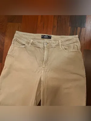Hollister Women’s Khaki Ultra High-rise Denim Dad Jeans - READ DESCRIPTION thumbnail 3