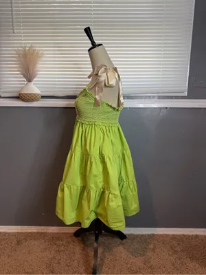 LOVELO Lime Green Smocked Tiered Cotton Dress Adjustable Ribbon Tie Straps M thumbnail 4