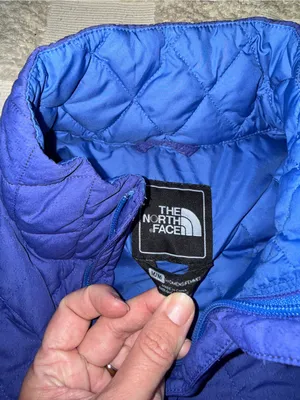 The North Face Womens Quilted Primaloft Thermoball Puffer Jacket Blue Size M thumbnail 3