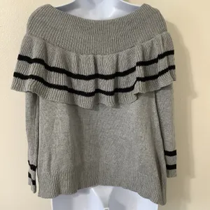 Very J Ruffle Top Knit Comfy Cozy Cozycore Grey Striped‎ Knitted Sweater Large thumbnail 4