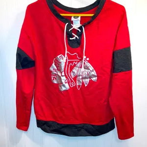 NHL Chicago blackhawks pull over lace up sweatshirt sz M GUC thumbnail 1