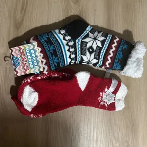 Winterlace Sherpa Socks Soft & Fluffy Two Pair Snowflake Cabin Socks‎ thumbnail 5