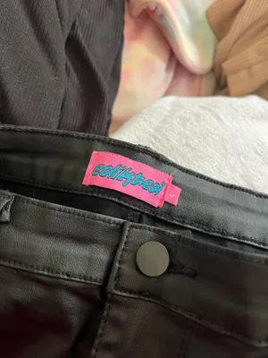 Edikted Luna Faux Leather Pants thumbnail 3