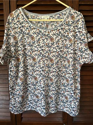 Max Studio Cream Floral Short Sleeve Blouse with Navy & Rust Accents thumbnail 1