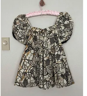 Handmade Puff Sleeve Botantical Print Neutral Babydoll Sqaure Neck / Back Top thumbnail 7