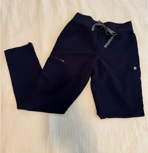 FIGS Scrub Pants thumbnail 2