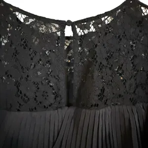 J.Crew Black Lace Tiered Ruffle Long Sleeve Blouse Romantic Chic Women’s Size 6 thumbnail 6