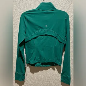 Lululemon NWT Define Cropped Full Zip Nulu Jacket Cascade Green Size 12 thumbnail 4