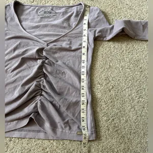BDG‎ Urban Outfitters Ruched Front Long Sleeve Top Lilac Purple Size M thumbnail 6