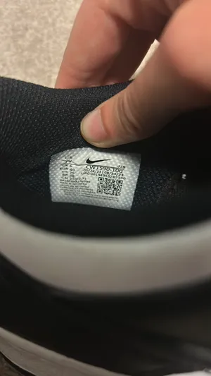 Nike Panda Dunks thumbnail 5